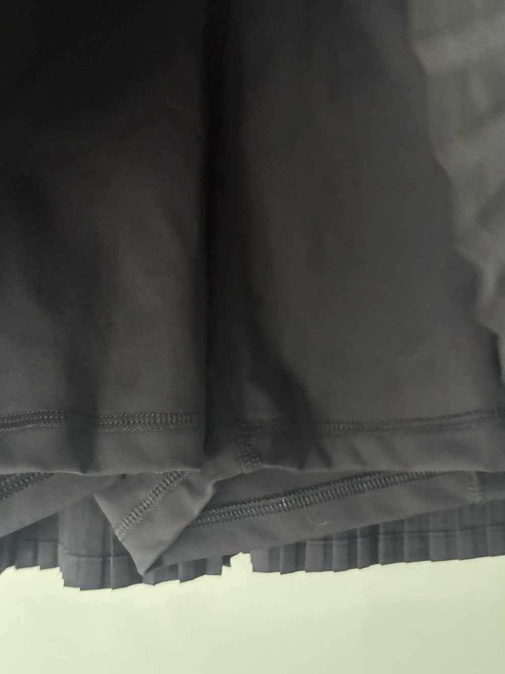 New ALO Yoga Women’s Black Pleated Tennis Skort US 6,M - Picture 8 of 8